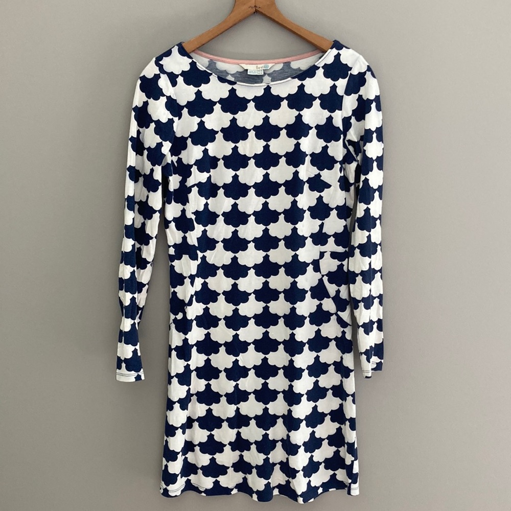 BODEN Size 4 White and Navy Long Sleeved Boden Dress